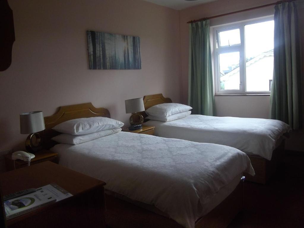 Quay West Ireland Bed & Breakfast Westport Room photo