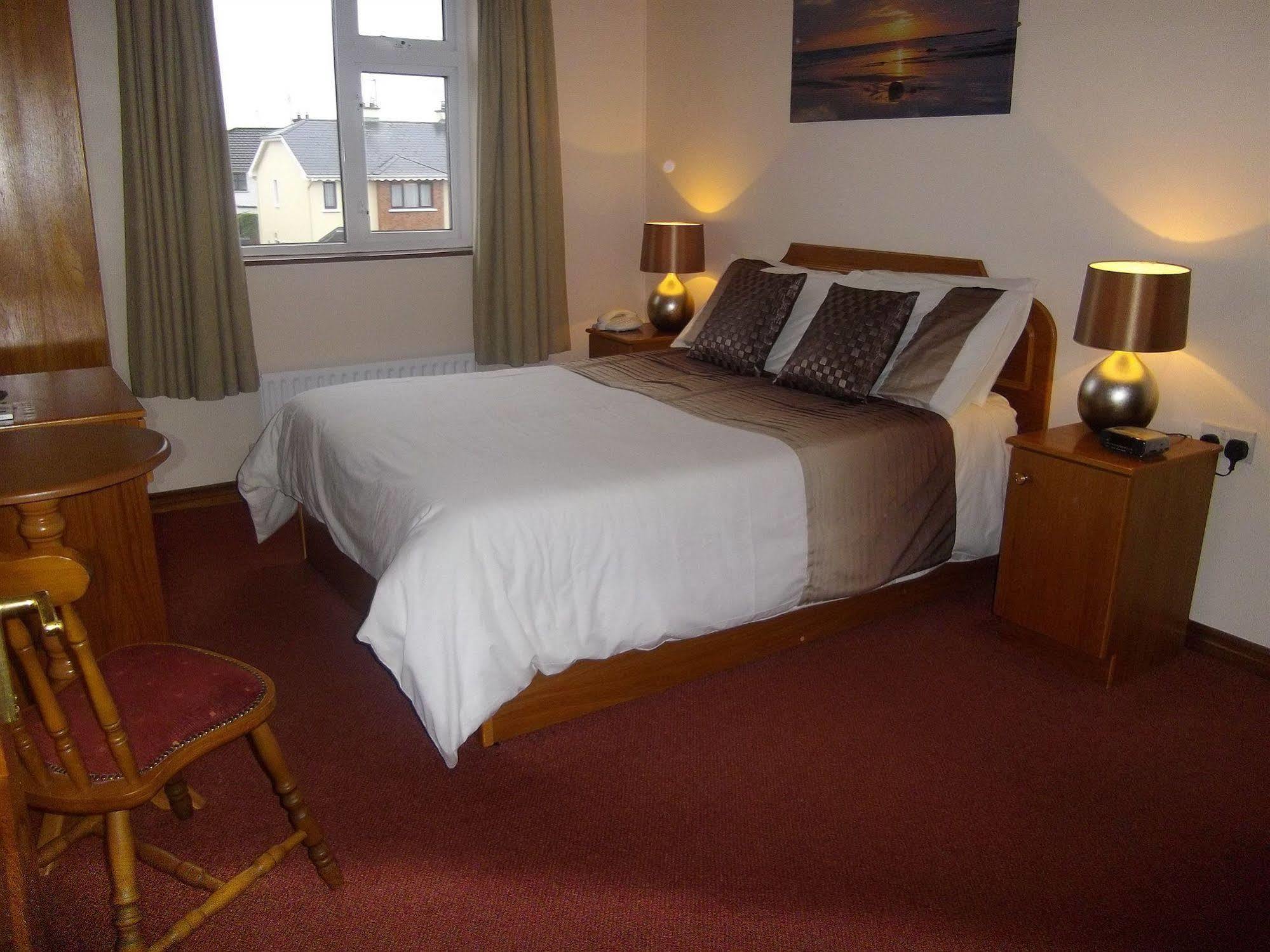 Quay West Ireland Bed & Breakfast Westport Exterior photo