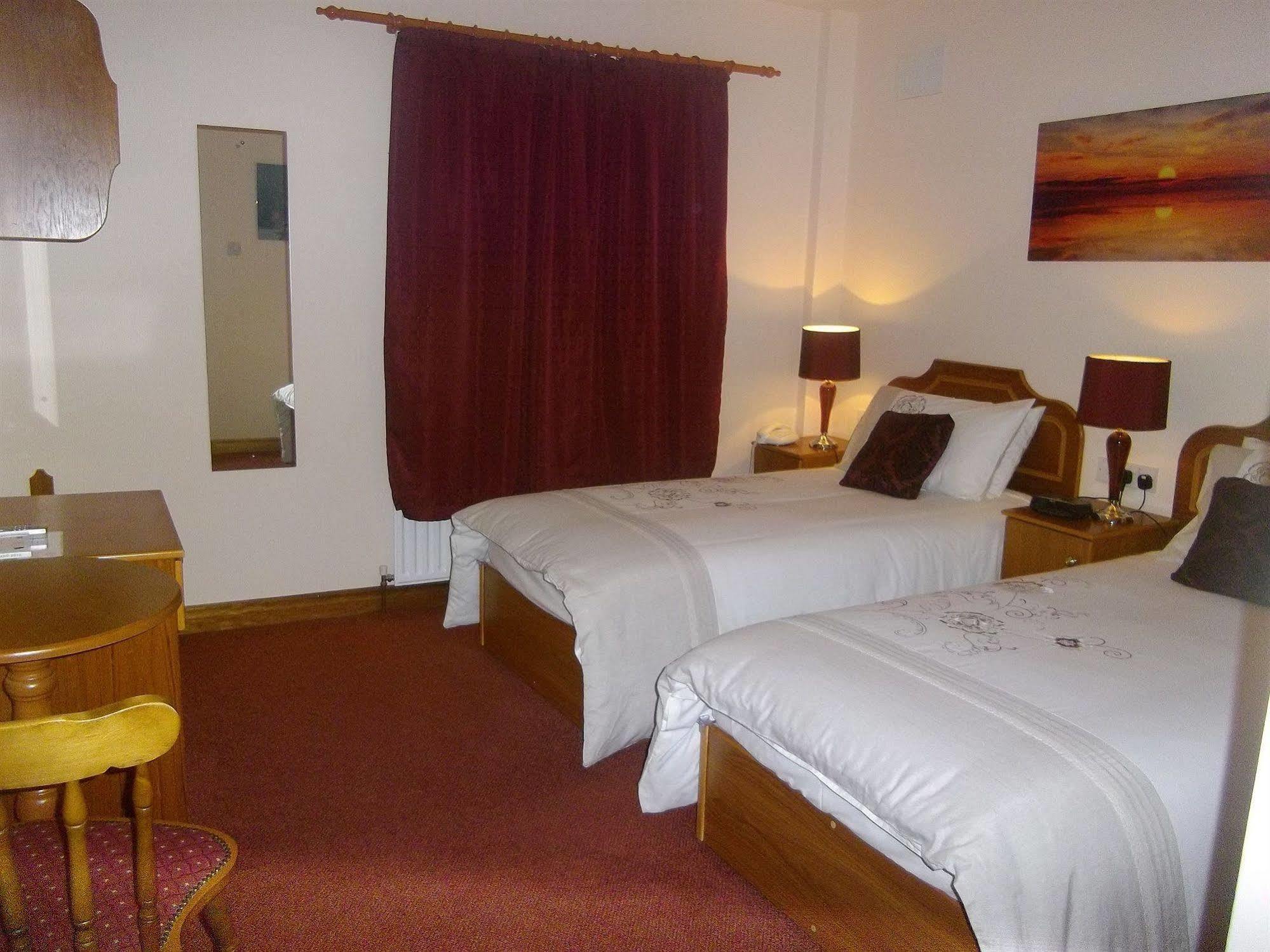 Quay West Ireland Bed & Breakfast Westport Exterior photo